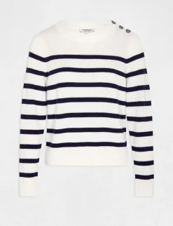 Pulls><noscript><img width=