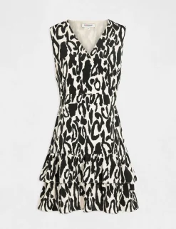 Robes><noscript><img width=