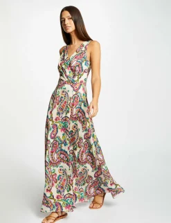 Robes><noscript><img width=