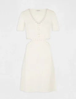 Robes><noscript><img width=