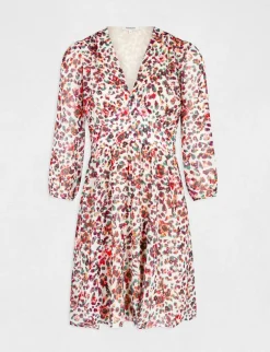 Robes><noscript><img width=