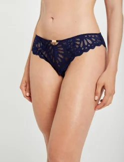 Lingerie><noscript><img width=